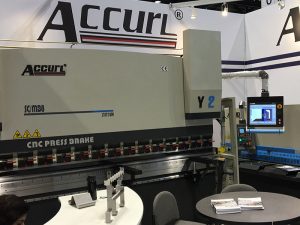Accurlは、2016年にシカゴの工作機械および産業オートメーション展に参加しました