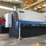 油圧せん断機12mm鋼板切断機2500mm